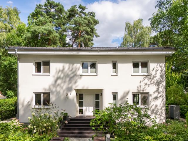 Haus zum Kaufen in Kleinmachnow 1.848.000,00 EUR 356 m²