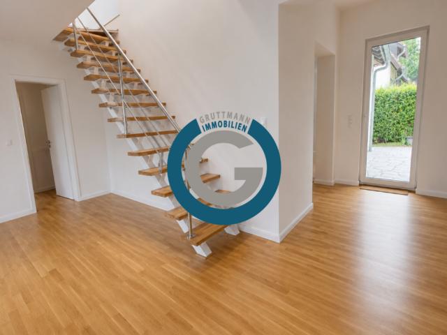 Haus zum Kaufen in Kleinmachnow 1.895.000,00 EUR 322 m²