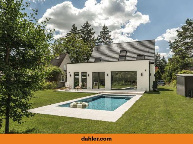 Haus zum Kaufen in Kleinmachnow 1.990.000,00 EUR 214.5 m²