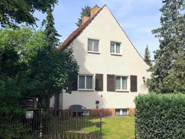 Haus zum Kaufen in Kleinmachnow 585.000,00 EUR 70 m²