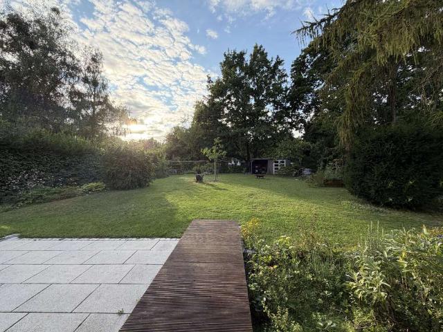 Haus zum Kaufen in Kleinmachnow 945.000,00 EUR 163 m²
