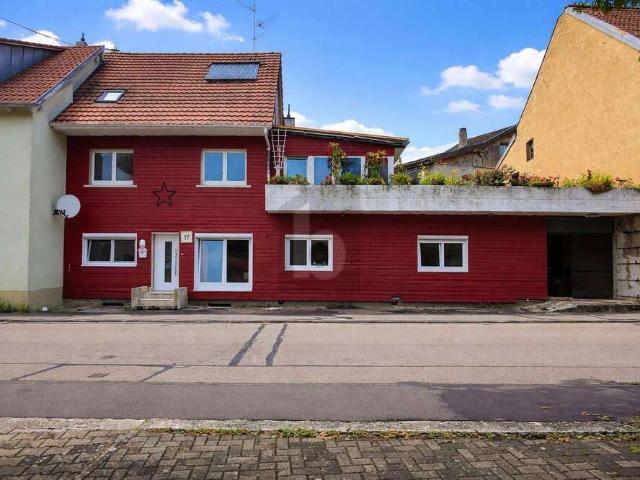 Haus zum Kaufen in Klettgau 310.000,00 EUR 240 m²