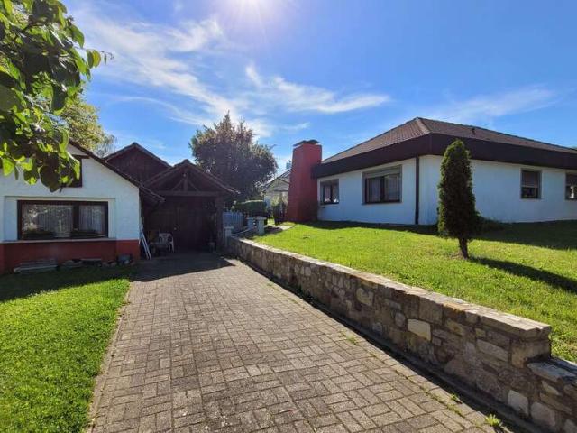 Haus zum Kaufen in Klettgau Erzingen 659.000,00 EUR 211 m²