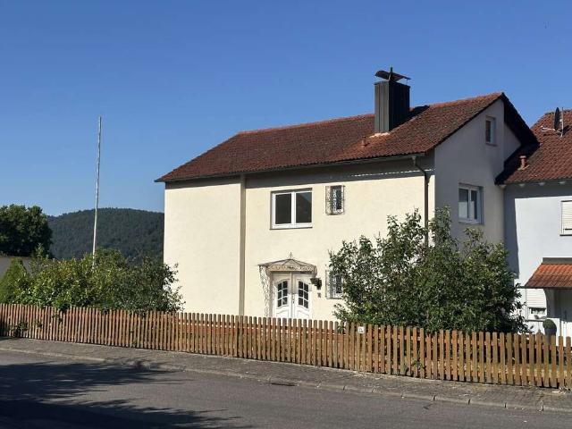 Haus zum Kaufen in Klingenberg am Main Röllfeld 349.000,00 EUR 139 m²