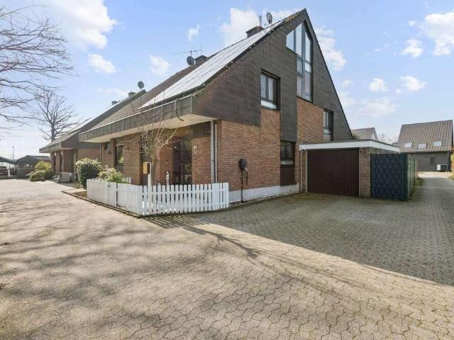 Haus zum Kaufen in Krefeld 449.000,00 EUR 127 m²