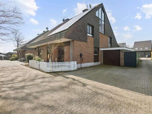 Haus zum Kaufen in Krefeld 449.000,00 EUR 127 m²