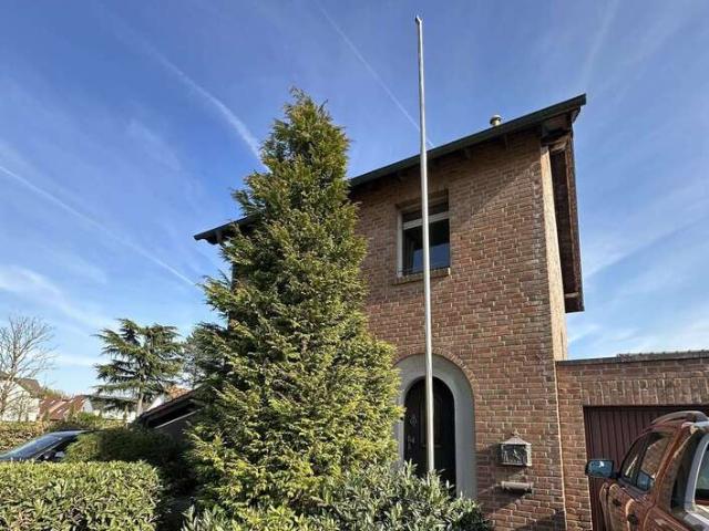 Haus zum Kaufen in Krefeld 450.000,00 EUR 120 m²
