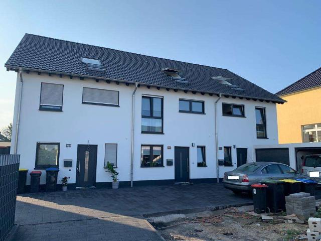 Haus zum Kaufen in Krefeld 479.999,00 EUR 125 m²