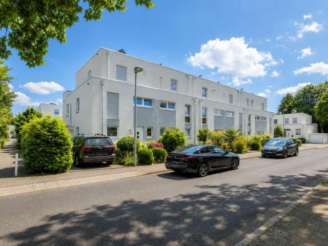 Haus zum Kaufen in Krefeld 525.000,00 EUR 147 m²