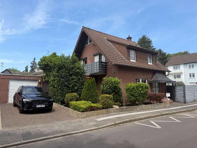 Haus zum Kaufen in Krefeld 598.000,00 EUR 211 m²