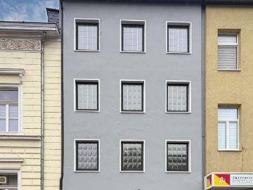 Haus zum Kaufen in Krefeld 650.000,00 EUR 262 m²