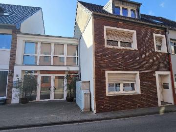 Haus zum Kaufen in Krefeld 749.000,00 EUR 404 m²