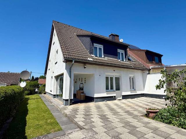 Haus zum Kaufen in Krefeld 749.000,00 EUR 220 m²