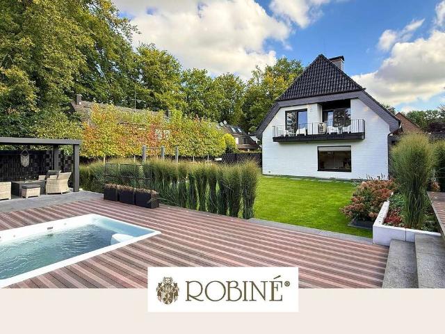 Haus zum Kaufen in Krefeld 1.620.000,00 EUR 265 m²