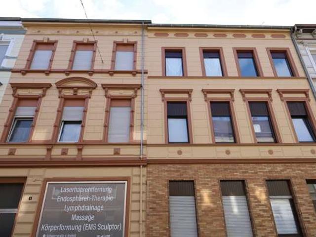 Haus zum Kaufen in Krefeld 260.000,00 EUR 250.08 m²