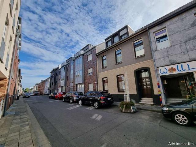 Haus zum Kaufen in Krefeld 298.000,00 EUR 170 m²