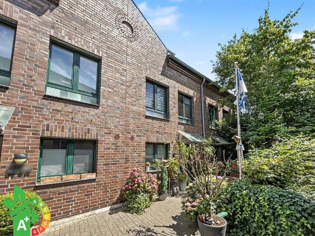 Haus zum Kaufen in Krefeld 370.000,00 EUR 122 m²