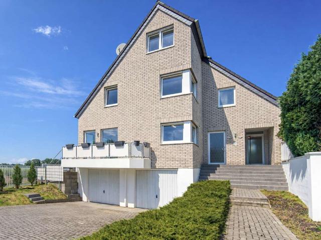 Haus zum Kaufen in Krefeld 399.000,00 EUR 125 m²