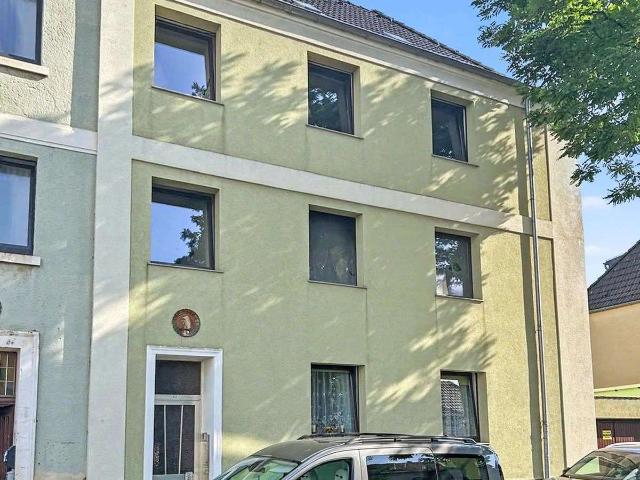 Haus zum Kaufen in Krefeld 399.000,00 EUR 210 m²