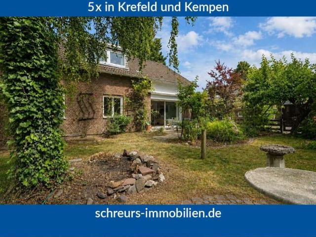 Haus zum Kaufen in Krefeld Traar 490.000,00 EUR 166.29 m²
