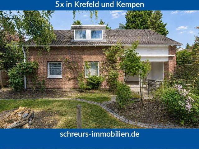 Haus zum Kaufen in Krefeld Traar 540.000,00 EUR 166.29 m²