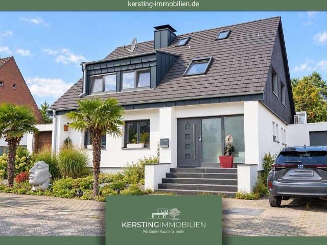 Haus zum Kaufen in Krefeld Fischeln 1.095.000,00 EUR 228 m²