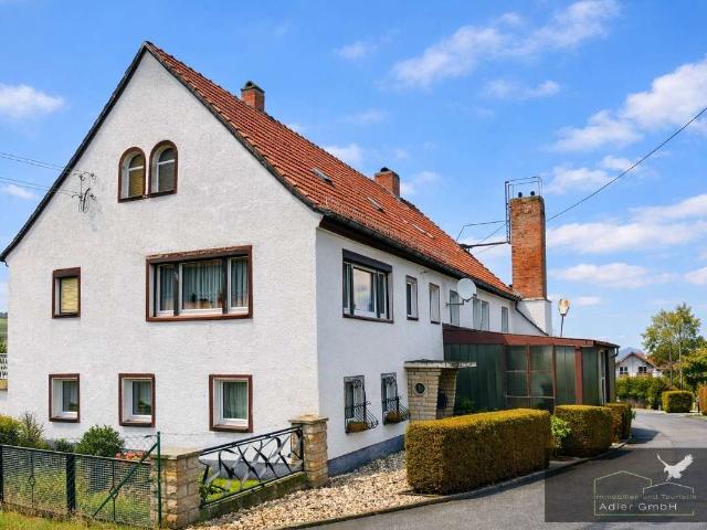Haus zum Kaufen in Kreischa 320.000,00 EUR 180 m²