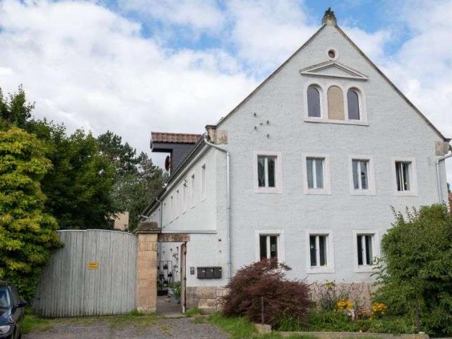 Haus zum Kaufen in Kreischa 950.000,00 EUR 470 m²