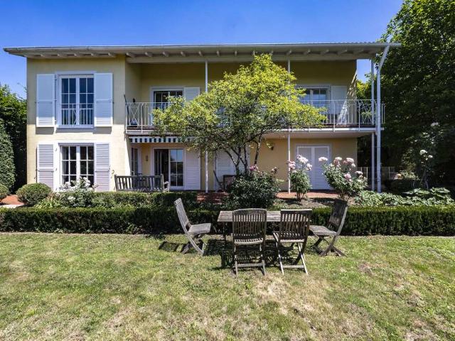 Haus zum Kaufen in Kressbronn am Bodensee 1.385.000,00 EUR 220 m²