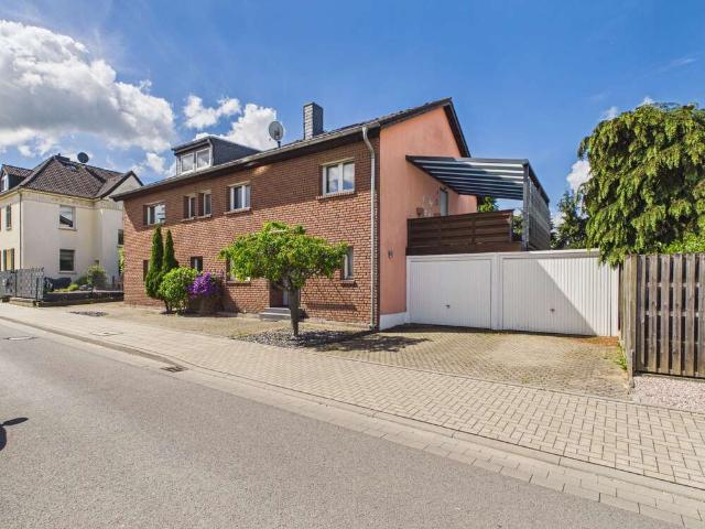 Haus zum Kaufen in Kreuzau 644.000,00 EUR 320 m²
