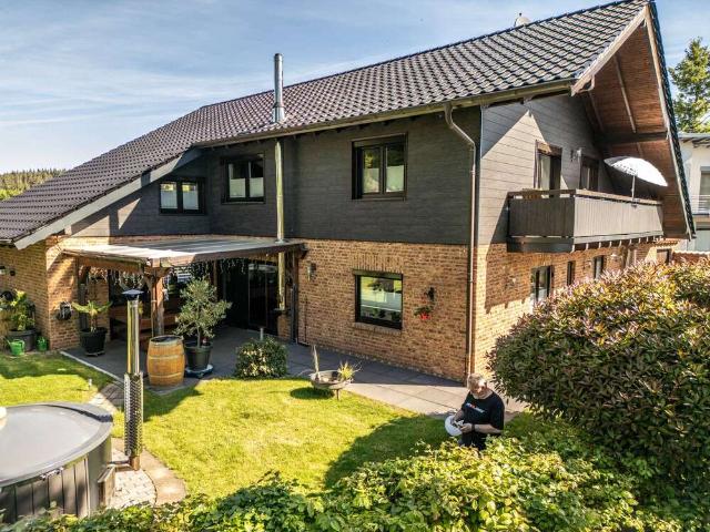 Haus zum Kaufen in Kreuzau 675.000,00 EUR 205 m²