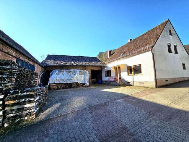 Haus zum Kaufen in Krickenbach 349.000,00 EUR 225 m²