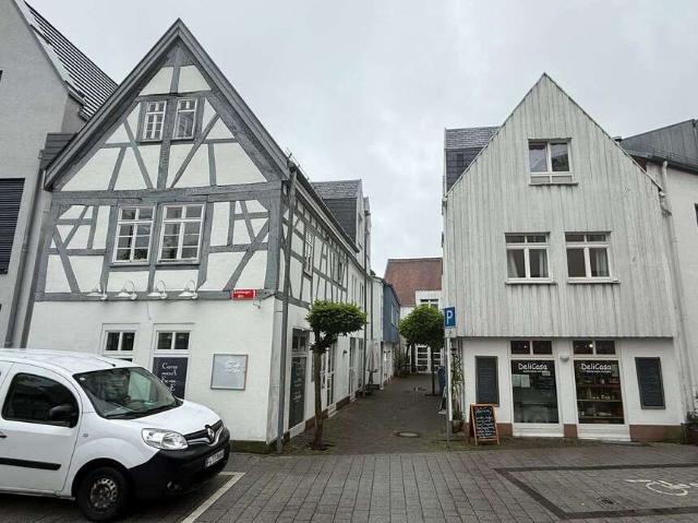 Haus zum Kaufen in Kronberg im Taunus 1.599.000,00 EUR 317 m²