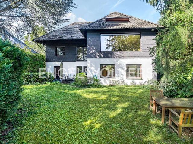 Haus zum Kaufen in Kronberg im Taunus 1.680.000,00 EUR 312 m²