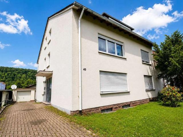 Haus zum Kaufen in Höxter 300.000,00 EUR 260 m²