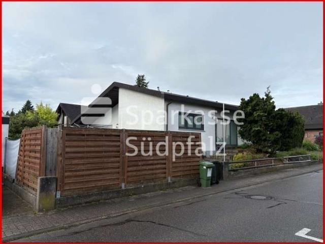 Haus zum Kaufen in Hochstadt 489.000,00 EUR 168 m²