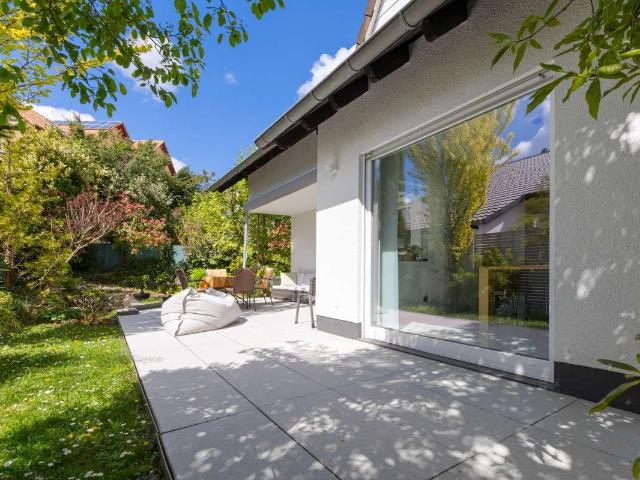Haus zum Kaufen in Hofheim 998.000,00 EUR 135.39 m²
