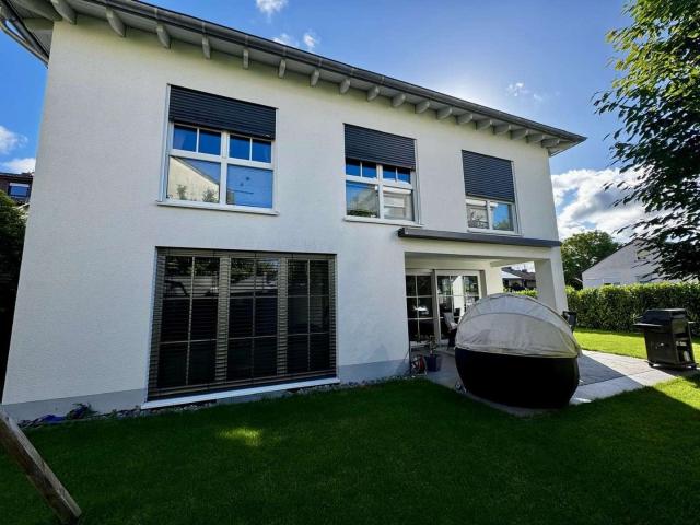 Haus zum Kaufen in Hofheim 1.879.000,00 EUR 262 m²