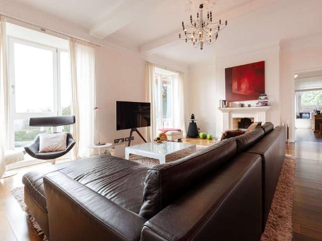 Haus zum Kaufen in Hofheim 2.224.000,00 EUR 302 m²