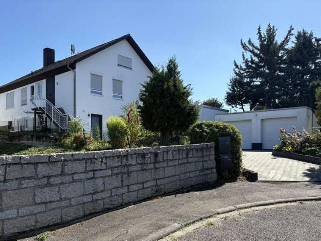 Haus zum Kaufen in Hofheim 690.000,00 EUR 192 m²