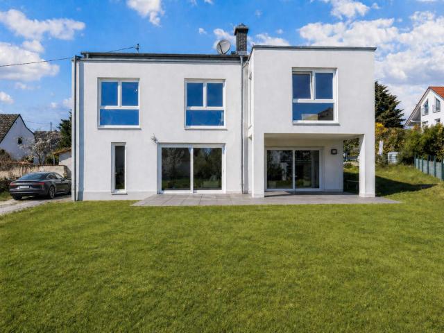 Haus zum Kaufen in Hofheim am Taunus Diedenbergen 1.200.000,00 EUR 209 m²