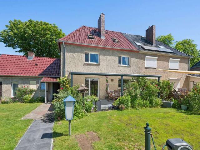 Haus zum Kaufen in Hohen Neuendorf 570.000,00 EUR 177 m²