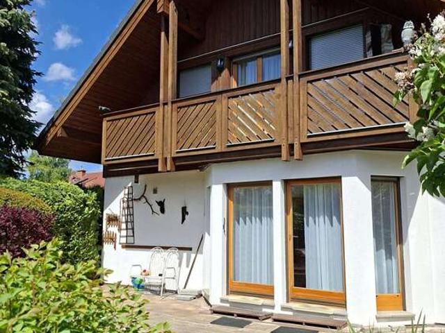 Haus zum Kaufen in Hohen Neuendorf 695.000,00 EUR 143.74 m²