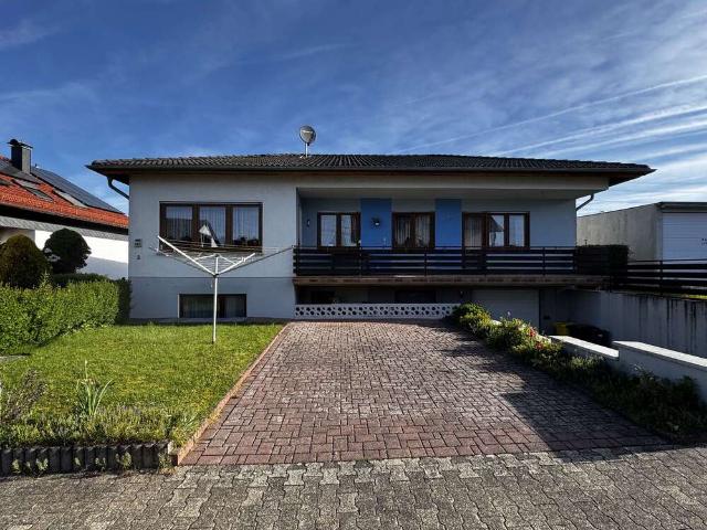 Haus zum Kaufen in Holzappel 269.000,00 EUR 143 m²