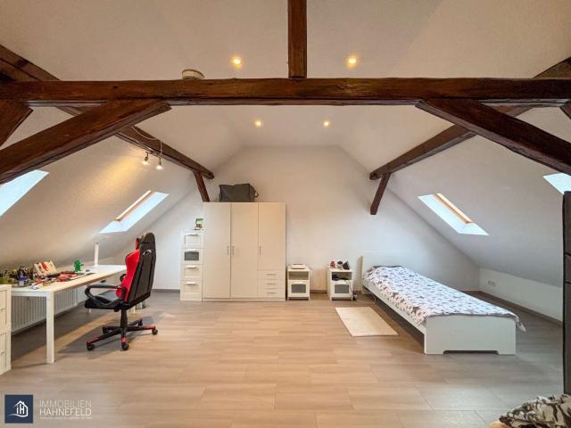 Haus zum Kaufen in Holzheim 299.000,00 EUR 174.41 m²