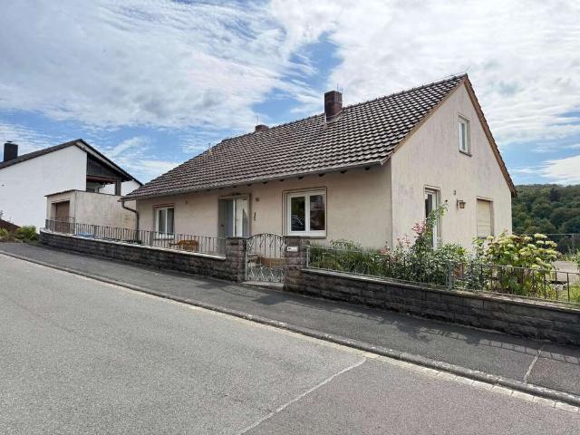 Haus zum Kaufen in Holzkirchen 310.000,00 EUR 187 m²
