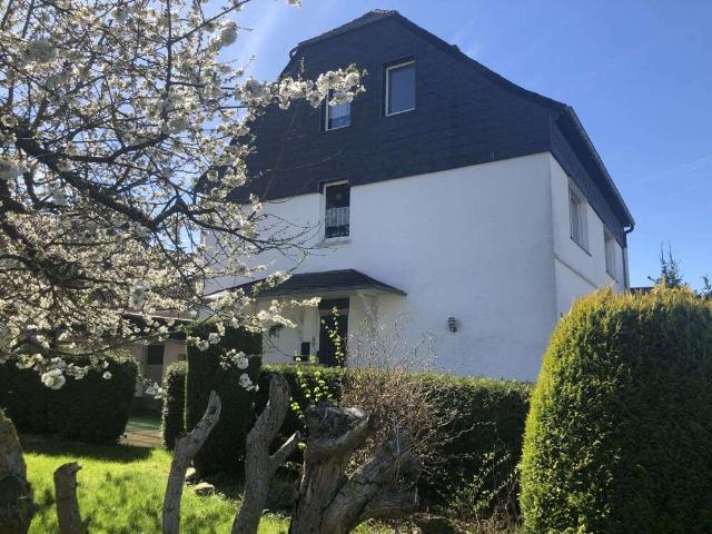 Haus zum Kaufen in Holzwickede 375.000,00 EUR 209 m²