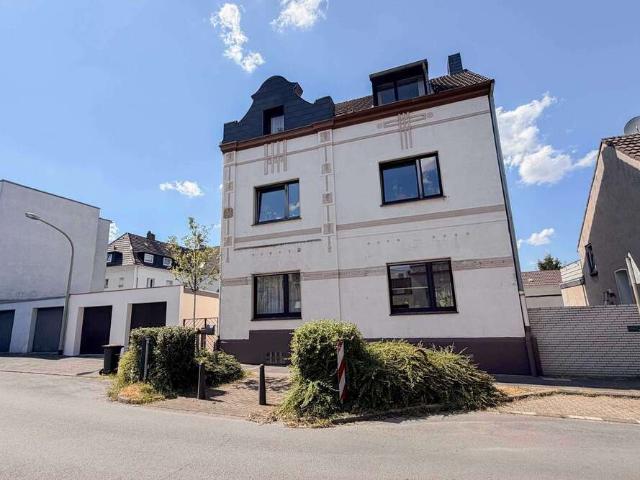 Haus zum Kaufen in Homberg 279.000,00 EUR 141.03 m²