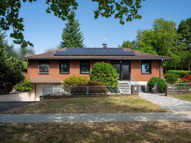 Haus zum Kaufen in Homberg Efze 349.000,00 EUR 146 m²