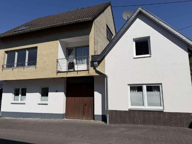Haus zum Kaufen in Hönningen 398.000,00 EUR 236 m²